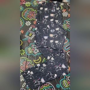 Sugar skull skeleton kitty leggings